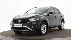 Zwart Gebruikt 2024 VW T-Roc Edition SUV | € 30.940 (Goede deal)