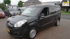 Zwart Gebruikt 2017 Opel Combo Edition MPV | € 4.950 (Eerlijke prijs)
