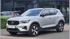 Grijs Gebruikt 2023 Volvo XC40 Plus SUV | € 37.950 (Eerlijke prijs)