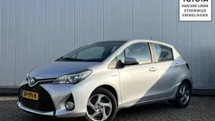 Gebruikt 2016 Toyota Yaris Hybrid Trend Hatchback | € 13.400 (Eerlijke prijs)