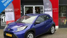 Blauw Gebruikt 2025 Toyota Aygo Play Hatchback | € 18.400 (Eerlijke prijs)