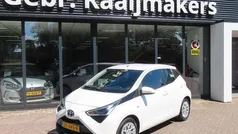 Wit Gebruikt 2019 Toyota Aygo X-play Hatchback | € 13.600 (Eerlijke prijs)