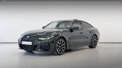 Sanremo grun metallic (donker groen metallic) Occasion 2022 BMW 420 M Sport Coupé | € 39.900 (Goede deal)
