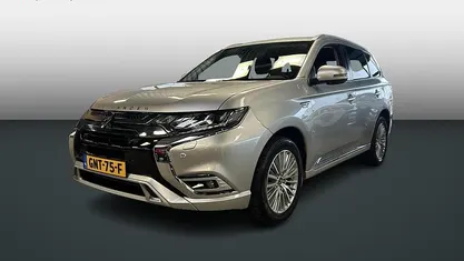 Occasion Mitsubishi Outlander P-HEV Intense 68 PK (50 kW) 2025 Grijs SUV
