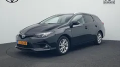 Zwart Gebruikt 2018 Toyota Auris Hybrid Stationwagen | € 14.885 (Eerlijke prijs)