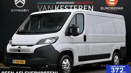 Wit Gebruikt 2024 Citroën Jumper MPV | € 22.990 (Eerlijke prijs)