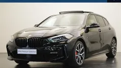 Zwart Gebruikt 2024 BMW 118 Executive Hatchback | € 39.450 (Eerlijke prijs)