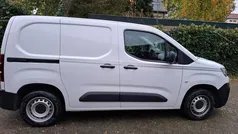 Wit Gebruikt 2023 Citroën Berlingo PureTech MPV | € 14.950 (Eerlijke prijs)
