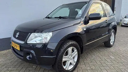 Zwart Occasion 2008 Suzuki Grand Vitara Exclusive SUV | € 8.450 (Eerlijke prijs)