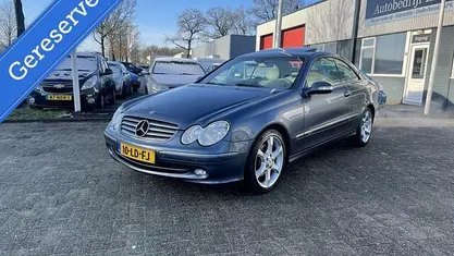 Blauw Occasion 2002 Mercedes CLK240 Avantgarde Coupé | € 3.950 (Eerlijke prijs)