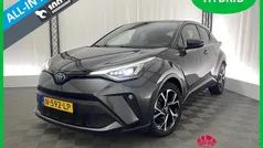 Grijs (metallic) Gebruikt 2021 Toyota C-HR Business Edition SUV | € 26.695 (Eerlijke prijs)
