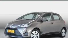 Grijs Gebruikt 2017 Toyota Yaris Hatchback | € 14.450 (Eerlijke prijs)