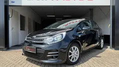 Zwart Gebruikt 2017 Kia Rio Hatchback | € 9.249 (Eerlijke prijs)