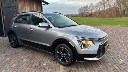 Gebruikt 2022 Kia Niro SUV | € 26.850 (Eerlijke prijs)