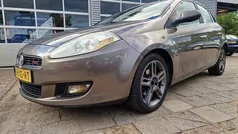 Bruin Gebruikt 2007 Fiat Bravo Emotion Hatchback | € 1.999 (Eerlijke prijs)