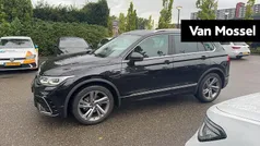 Gebruikt 2022 VW Tiguan Pro SUV | € 36.900 (Eerlijke prijs)