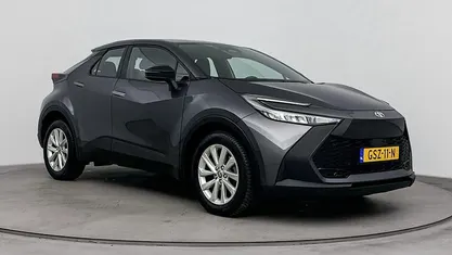 Occasion Toyota C-HR Active 140 PK (102 kW) 2024 Grijs SUV