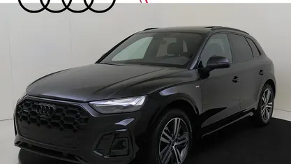 Occasion 2025 Audi Q5 Competition SUV | € 60.950 (Eerlijke prijs)