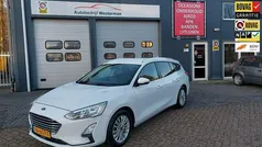 Wit (metallic) Gebruikt 2019 Ford Focus Business Edition Stationwagen | € 12.750 (Eerlijke prijs)