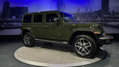 Cabriolet Gebruikt 2023 Jeep Wrangler Unlimited Sahara SUV | € 62.895 (Eerlijke prijs)