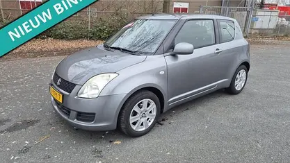 Grijs (metallic) Gebruikt 2010 Suzuki Swift Comfort Hatchback | € 1.899 (Goede deal)