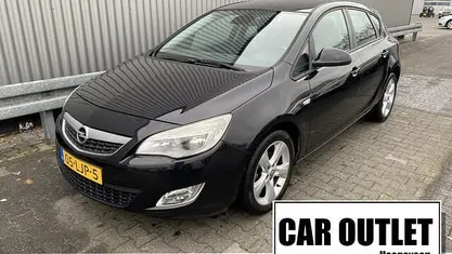 Occasion 2010 Opel Astra Edition Hatchback | € 3.950 (Super prijs)