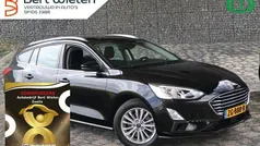 Zwart Gebruikt 2019 Ford Focus Titanium Stationwagen | € 17.745 (Eerlijke prijs)