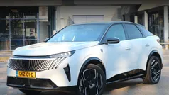 Gebruikt 2024 Peugeot e-3008 GTi SUV | € 45.245 (Eerlijke prijs)