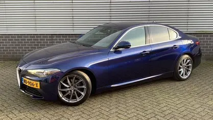 Occasion Alfa Romeo Giulia Super 200 PK (147 kW) 2017 Blauw Sedan
