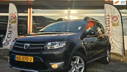Gebruikt 2016 Dacia Sandero Lauréate Hatchback | € 6.750 (Eerlijke prijs)