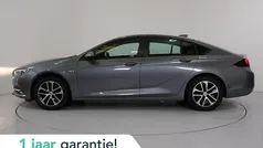 Grijs Gebruikt 2017 Opel Insignia Edition Hatchback | € 13.950 (Eerlijke prijs)