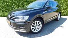 Zwart Gebruikt 2018 VW Tiguan Comfortline SUV | € 26.750 (Eerlijke prijs)