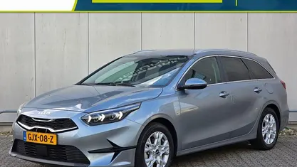 Zilver Occasion 2024 Kia Ceed Sportswagon Stationwagen | € 23.900 (Eerlijke prijs)
