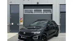 Zwart Gebruikt 2021 VW T-Roc Sportline SUV | € 29.950 (Eerlijke prijs)