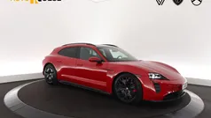 Rood Gebruikt 2022 Porsche Taycan GTS Sedan | € 99.900