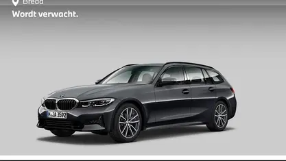 Gebruikt 2021 BMW 320 Sport Line Stationwagen | € 31.880 (Eerlijke prijs)