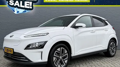 Wit Occasion 2023 Hyundai Kona SUV | € 26.835 (Eerlijke prijs)
