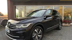 Gebruikt 2022 VW Tiguan Elegance SUV | € 29.950 (Super prijs)