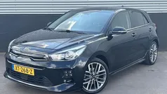 Zwart Gebruikt 2019 Kia Rio GT-Line Hatchback | € 13.900 (Eerlijke prijs)