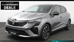 Gebruikt 2023 Renault Clio V Techno Hatchback | € 23.195 (Eerlijke prijs)