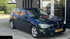 Blauw, metallic lak Gebruikt 2013 BMW 114 Comfort Edition Hatchback | € 9.945 (Eerlijke prijs)