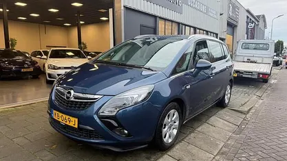 Gebruikt 2016 Opel Zafira Tourer MPV | € 9.999 (Eerlijke prijs)