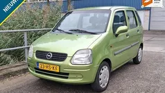 Groen Gebruikt 2001 Opel Agila Comfort Hatchback | € 999 (Eerlijke prijs)