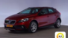 Rood Gebruikt 2013 Volvo V40 Momentum Stationwagen | € 11.409 (Eerlijke prijs)