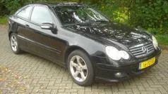 Zwart Gebruikt 2005 Mercedes C200 Coupé | € 1.950 (Eerlijke prijs)