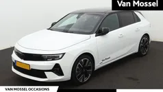 Wit Gebruikt 2024 Opel Astra Hatchback | € 29.940 (Eerlijke prijs)