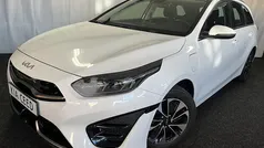 Wit, metallic lak Gebruikt 2022 Kia Ceed Sportswagon Stationwagen | € 19.995 (Super prijs)