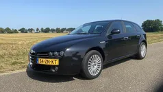 Zwart Gebruikt 2008 Alfa Romeo 159 Business Stationwagen | € 2.499 (Eerlijke prijs)