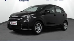 Zwart Nieuw 2025 Kia Picanto 2 Hatchback | € 19.640 (Eerlijke prijs)
