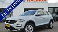 Wit Gebruikt 2021 VW T-Roc Business SUV | € 21.900 (Eerlijke prijs)